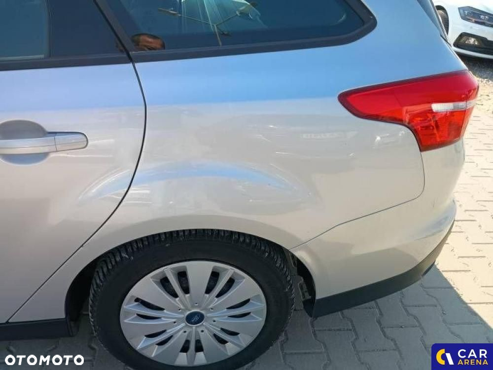 Ford Focus - 18