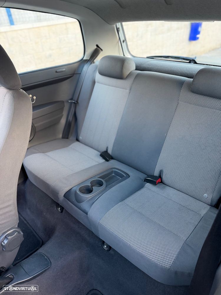 VW Fox 1.2 T.Liso - 11