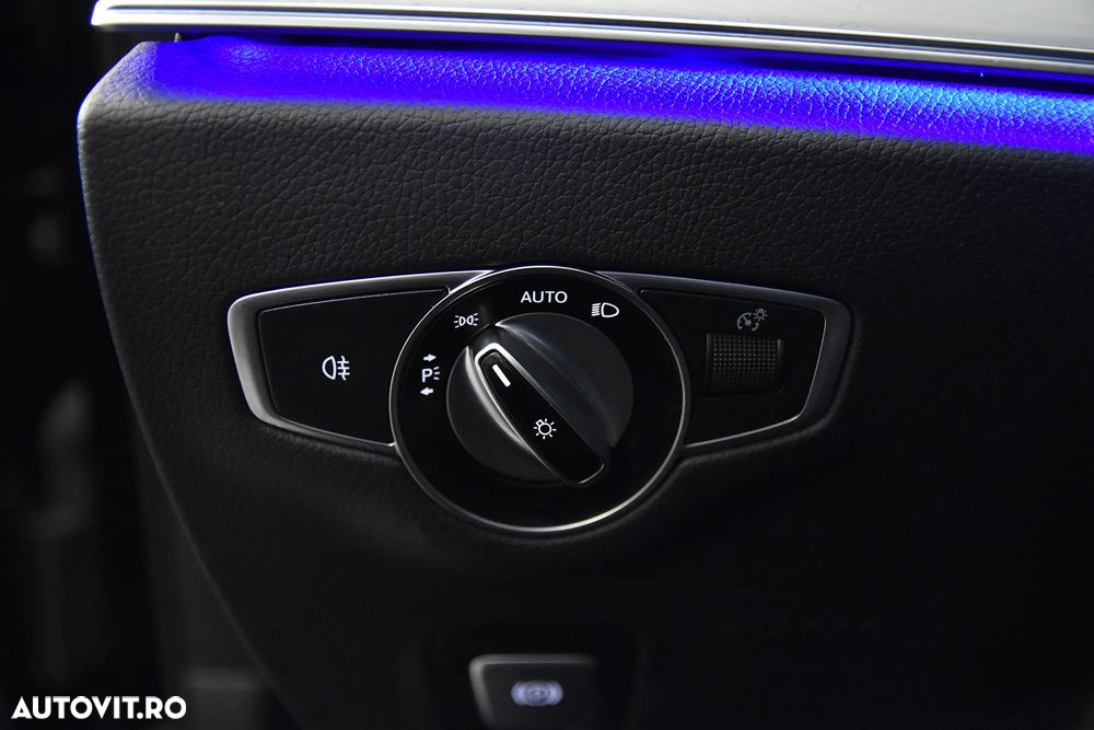 Mercedes-Benz E 300 MHEV Aut. - 15