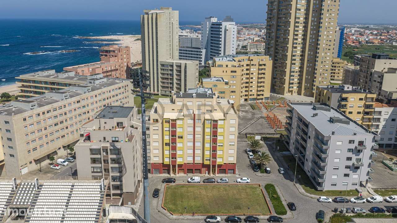 T1+1 a 100 metros da praia em Aver-o-Mar – Póvoa de Varzim - Grande imagem: 2/21
