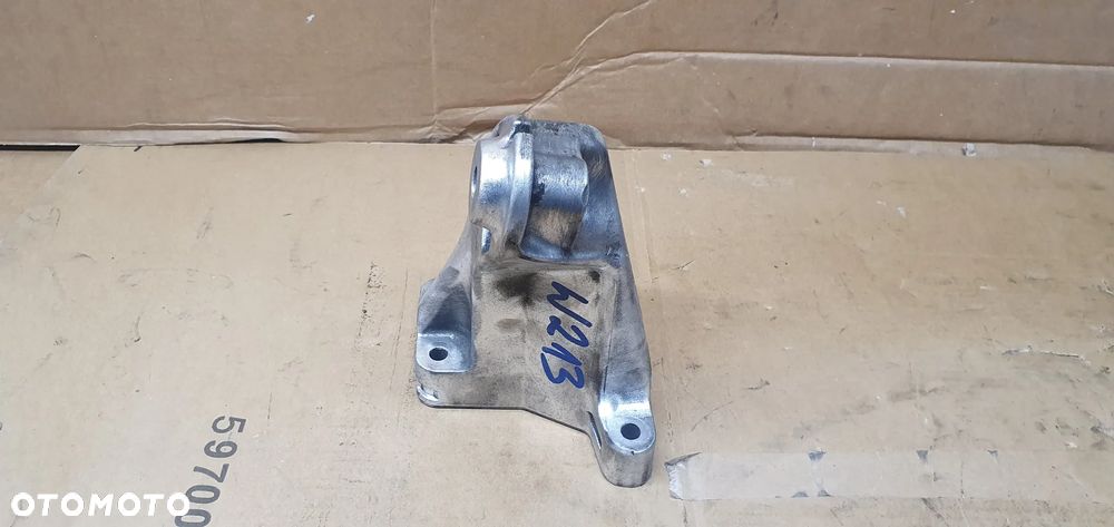 Łapa silnika Mercedes Klasa E W213 A6422234304 - 3