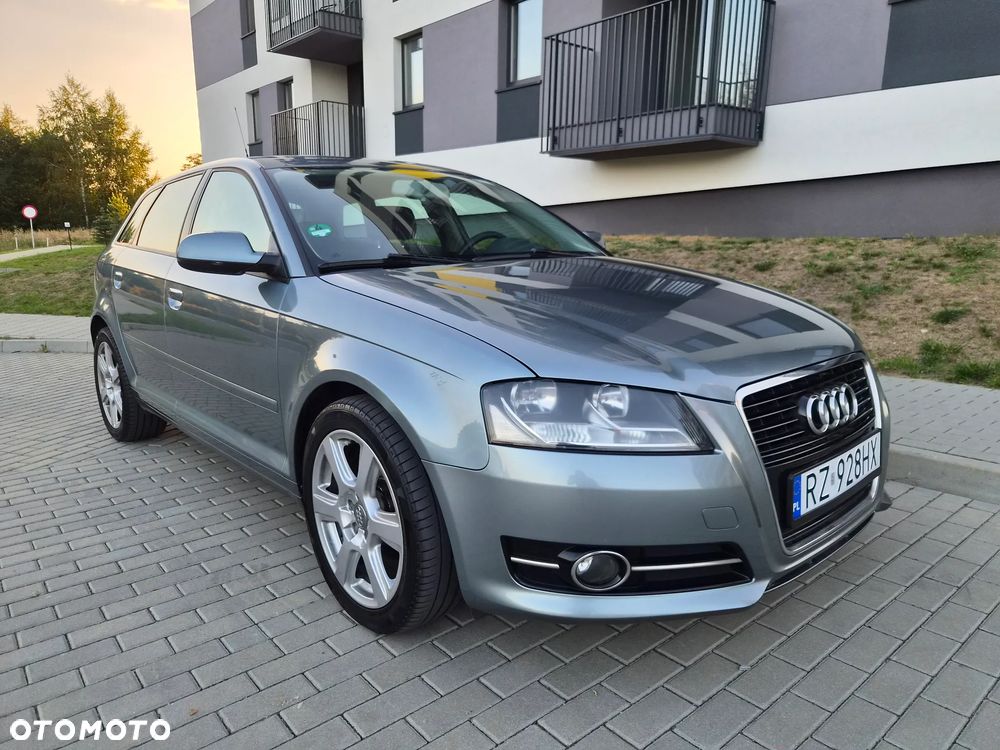 Audi A3 Sportback - 18