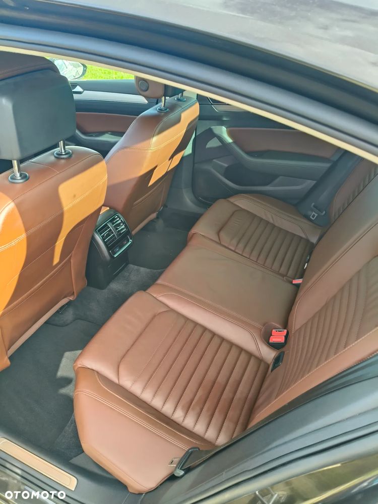 Volkswagen Passat 2.0 TDI Bi-Turbo BMT 4Mot Highline DSG - 16