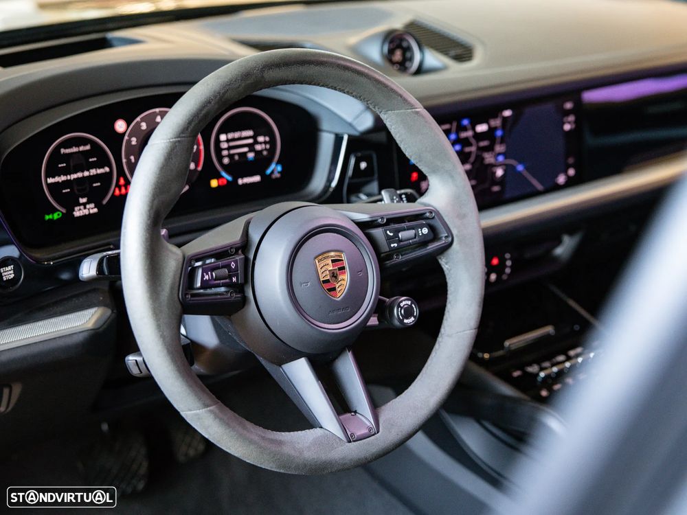 Porsche Cayenne Coupé E-Hybrid - 31