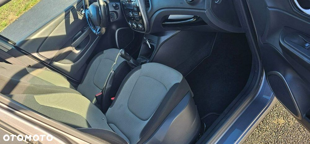 Renault Captur - 10