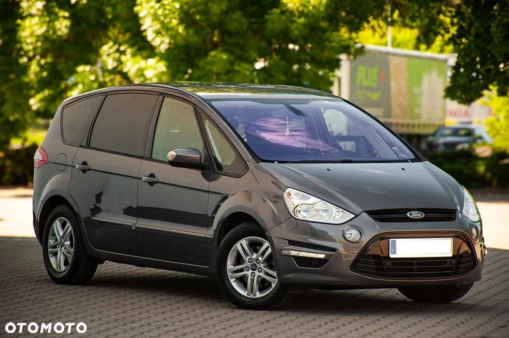 Ford S-Max 2.0 TDCi DPF Ambiente - 10