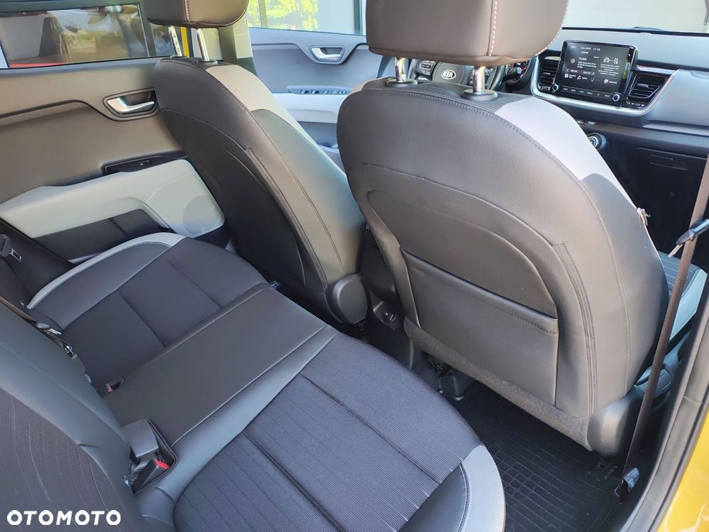 Kia Stonic 1.2 L Business Line - 20