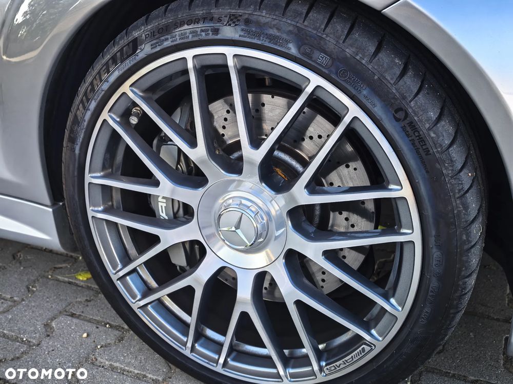 Mercedes-Benz Klasa C 63 AMG AMG SPEEDSHIFT MCT - 14