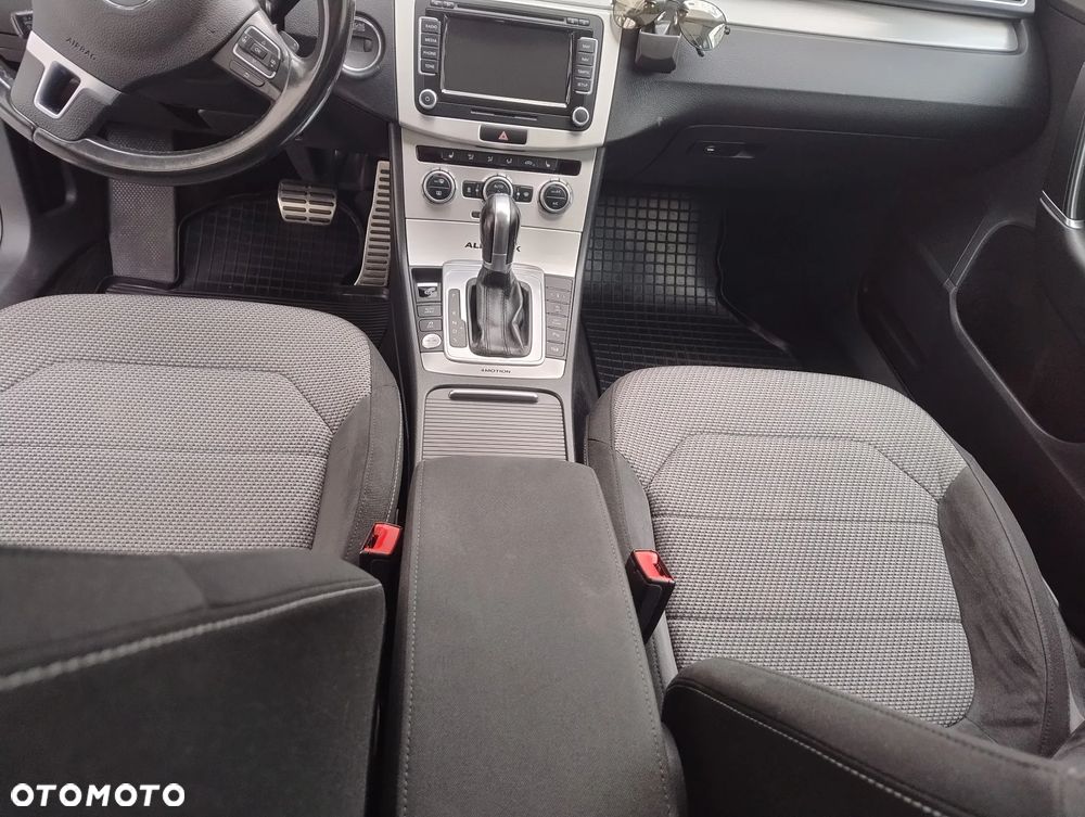 Volkswagen Passat Alltrack 2.0 TDI 4Mot DSG - 17
