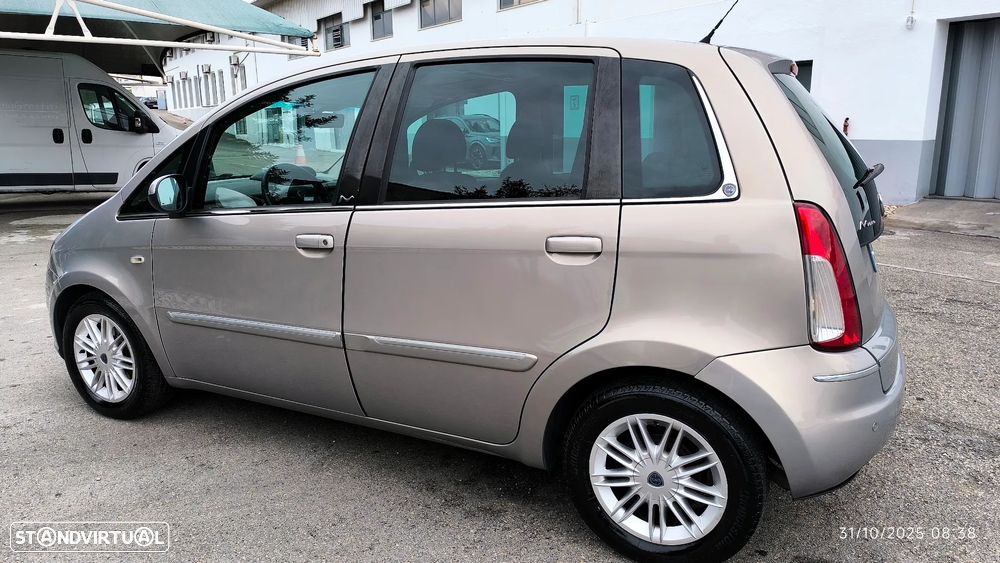 Lancia Musa 1.3 16V M-jet Oro - 13