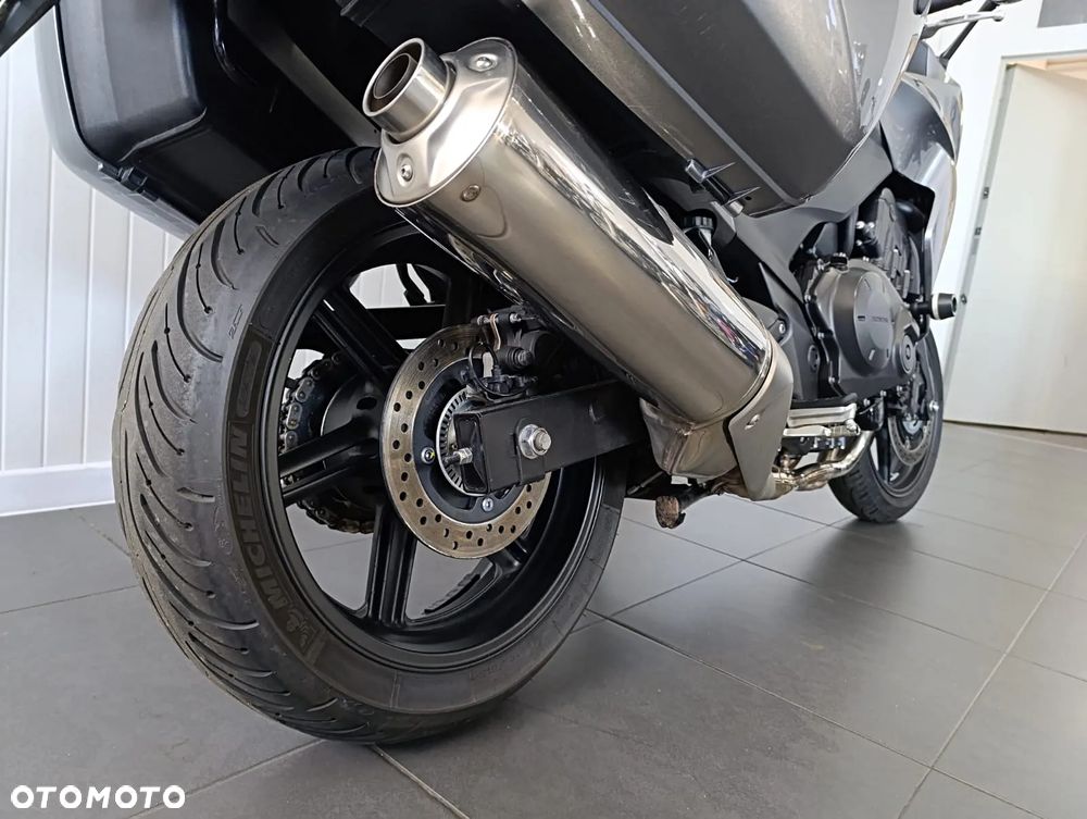 Honda CBF - 16