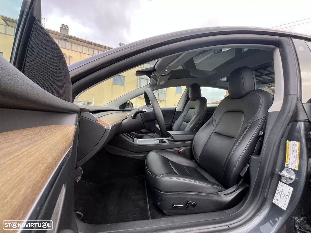 Tesla Model 3 Long Range Tração Traseira - 19