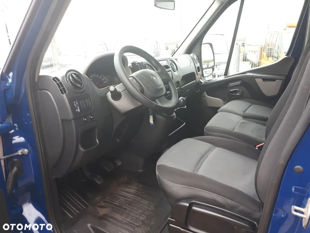 Renault Master - 25