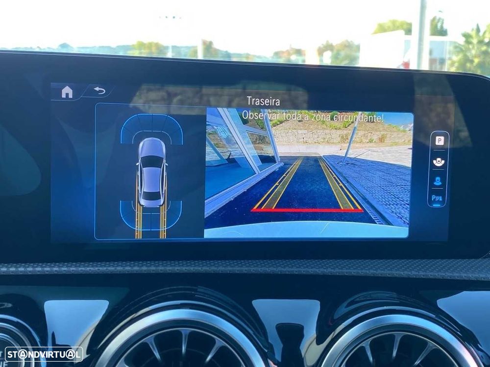 Mercedes-Benz A 200 Limousine AMG Line Aut. - 13