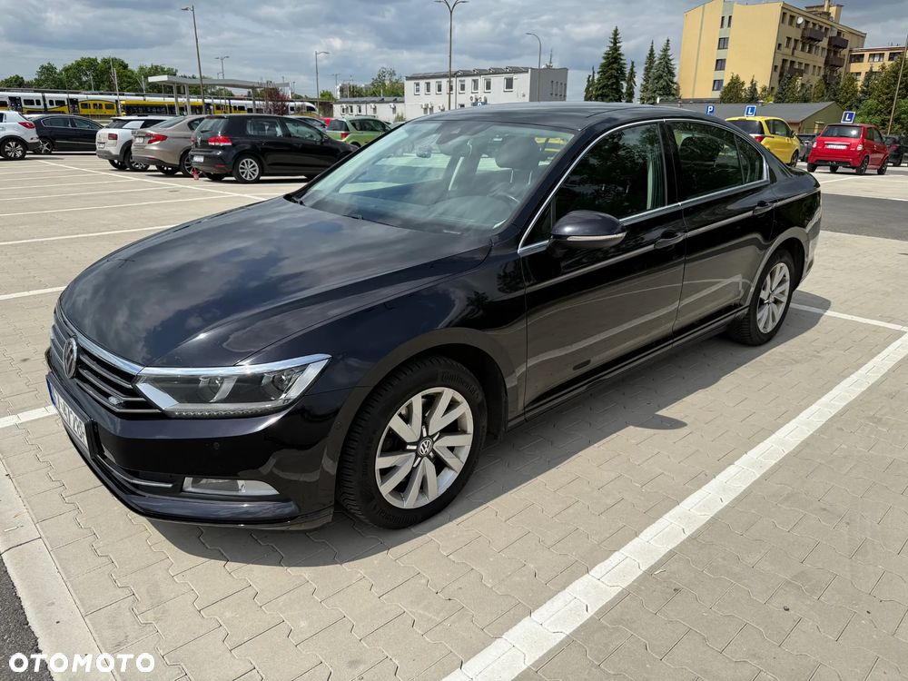 Volkswagen Passat 2.0 TDI BMT Comfortline - 22