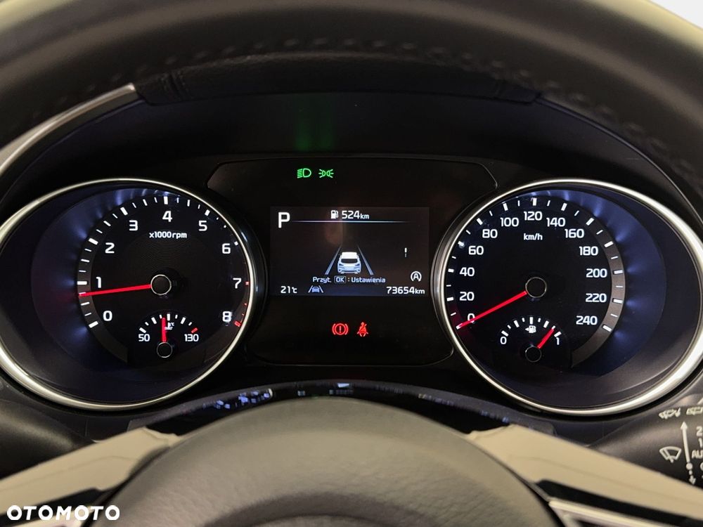 Kia XCeed - 22