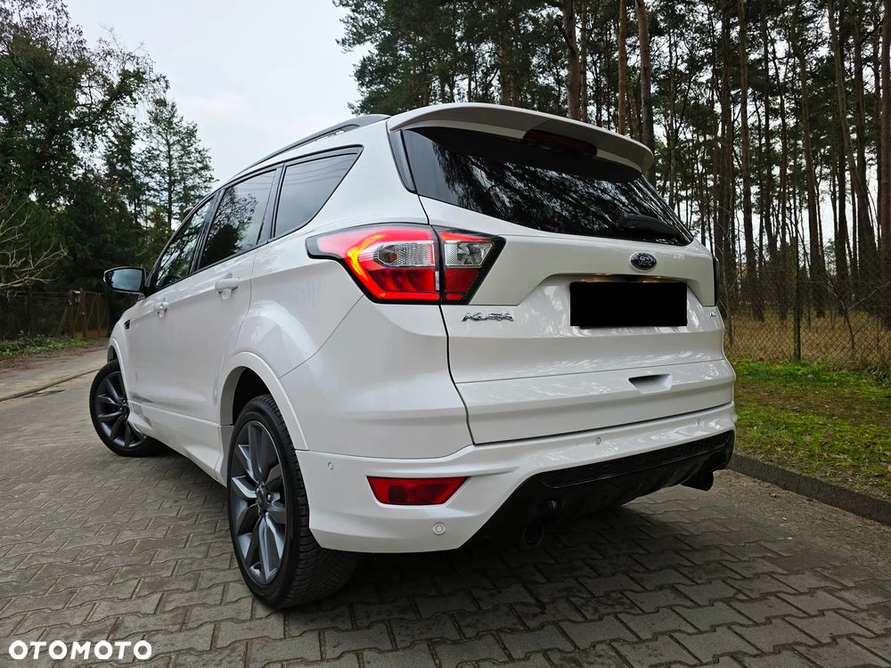 Ford Kuga 2.0 TDCi 4x4 ST-Line - 34