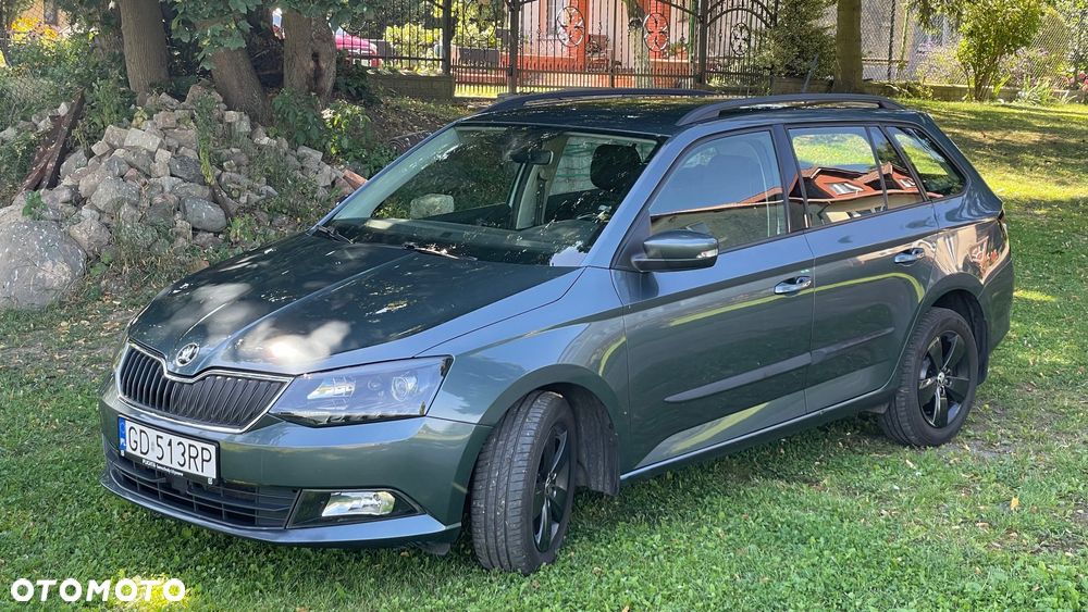 Skoda Fabia 1.0 TSI Style Color - 1
