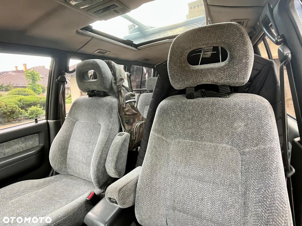 Mitsubishi Pajero 2.5 TD GLS - 6