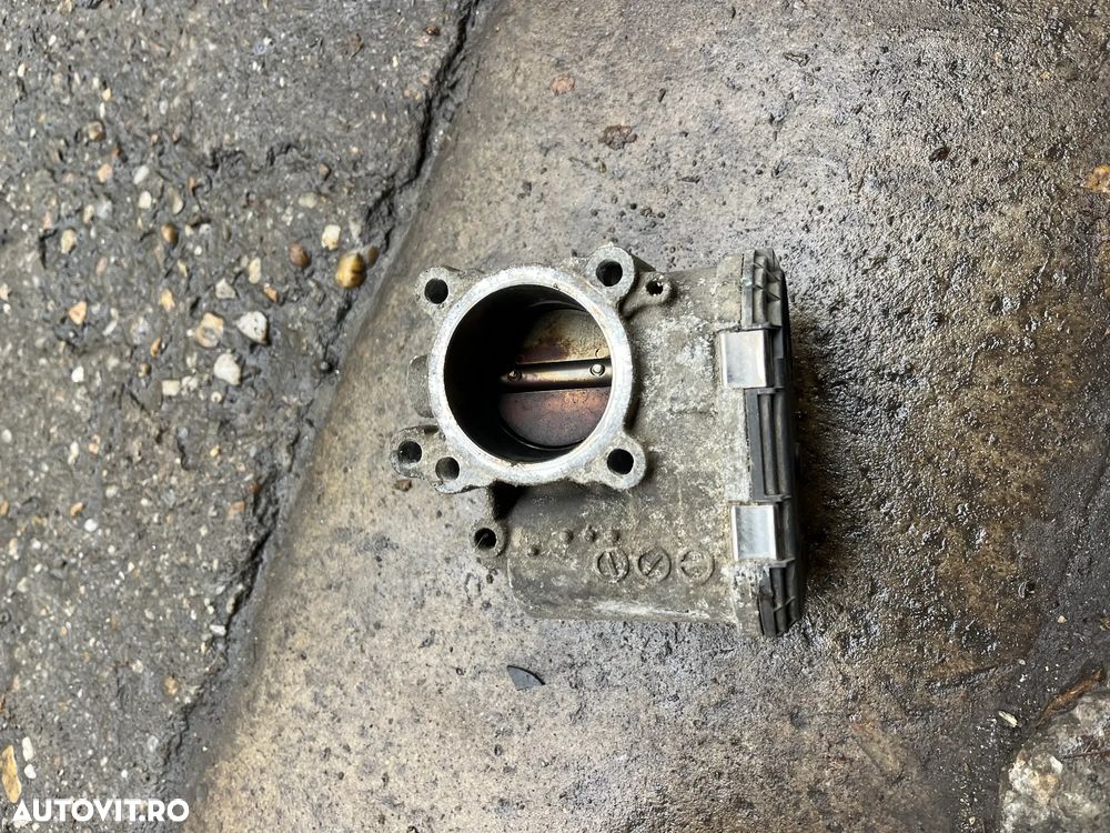 Clapeta acceleratie Ford Fiesta MK6 benzina 2011 - 4