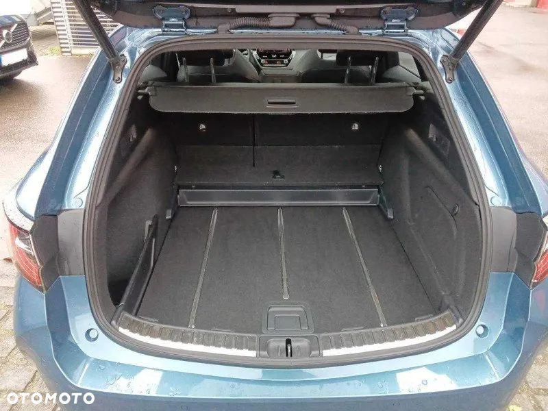 Toyota Corolla 2.0 Hybrid Selection - 19