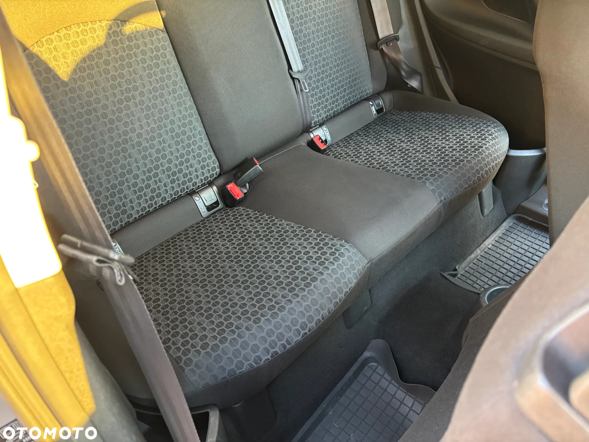 Opel Corsa - 16