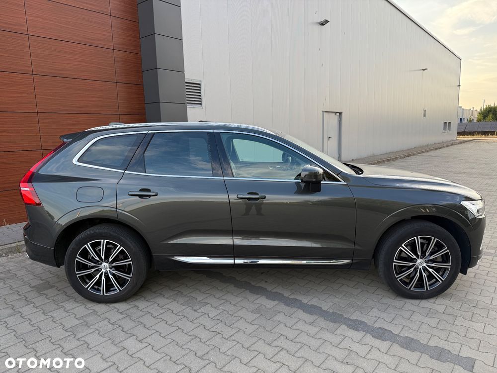 Volvo XC 60 T6 AWD Plug-In Hybrid Inscription - 4