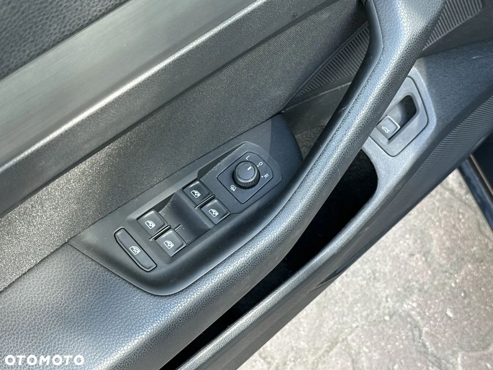 Volkswagen Passat 2.0 TDI EVO Essence - 11