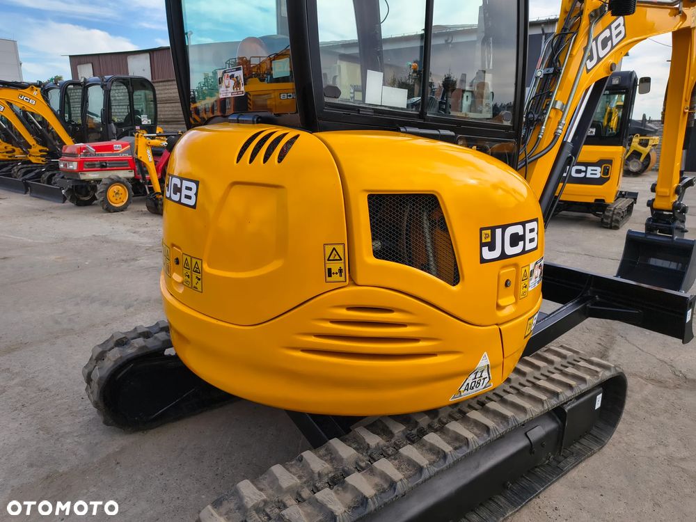 JCB 8030 2017r - 14