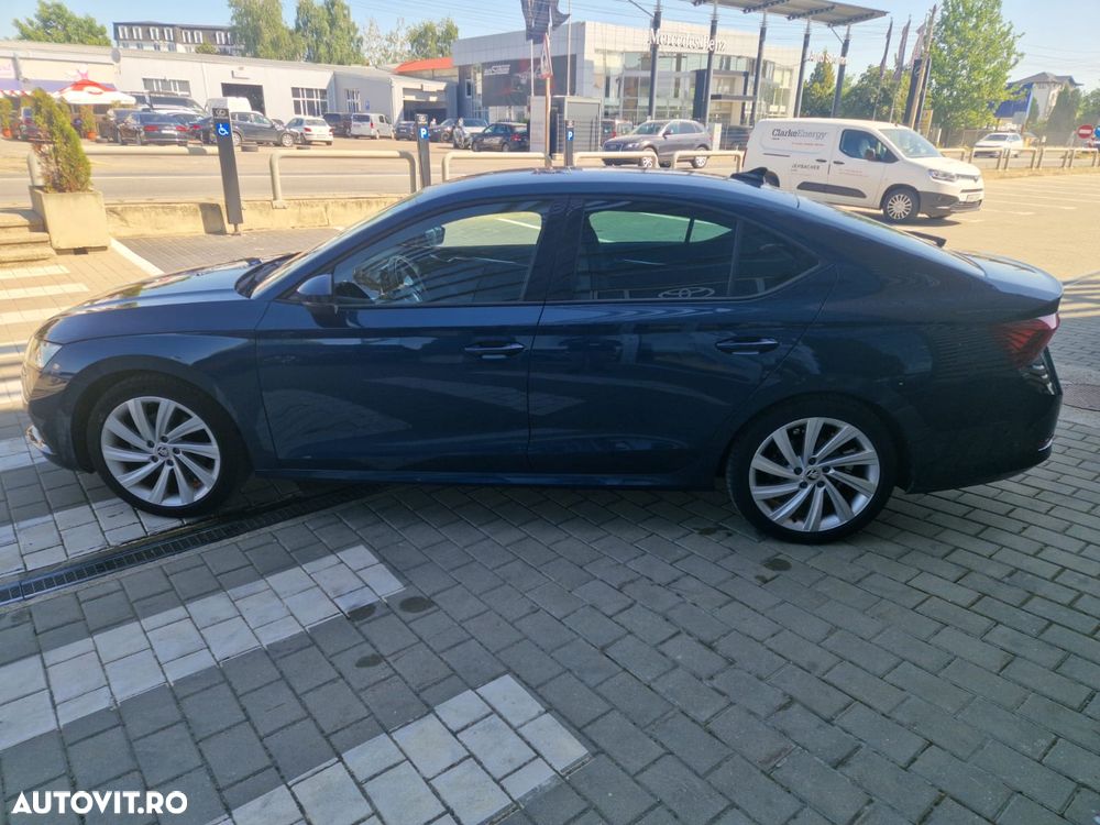 Skoda Octavia 2.0 TDI DSG 4X4 Style - 6