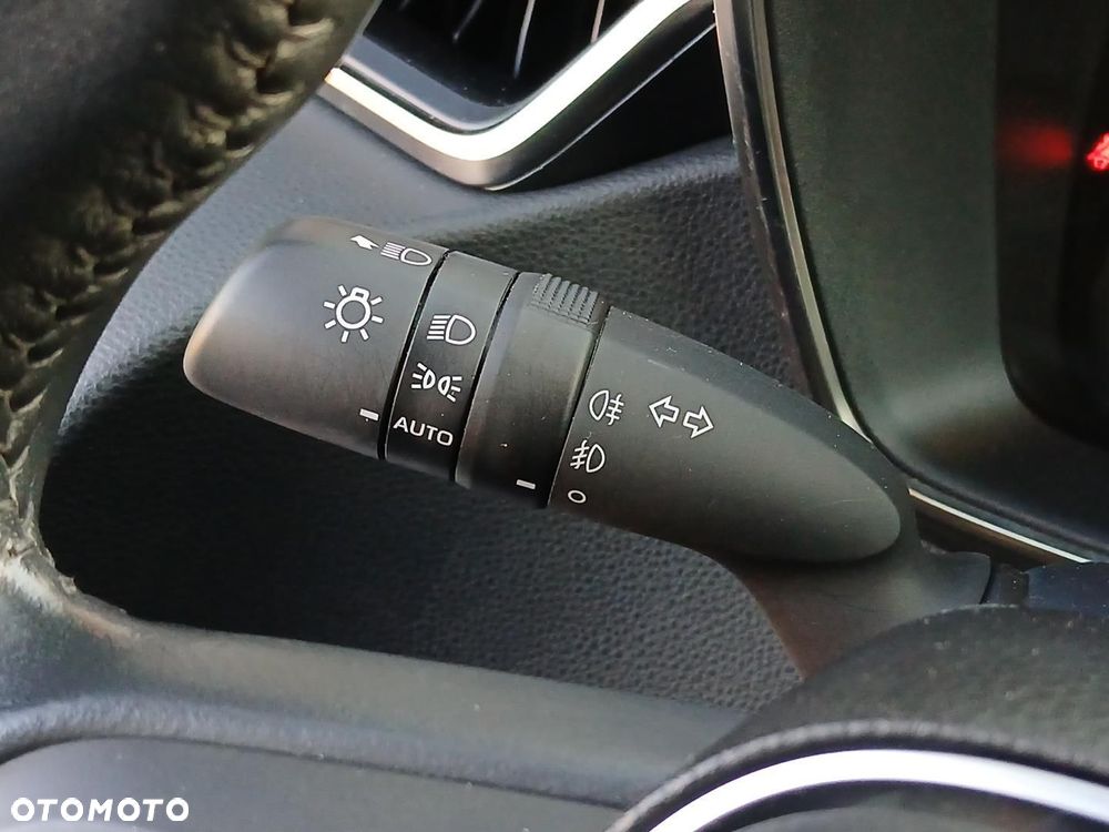 Toyota Corolla 1.8 Hybrid Comfort - 25