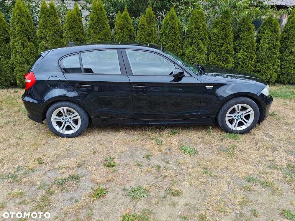 BMW Seria 1 118i - 5