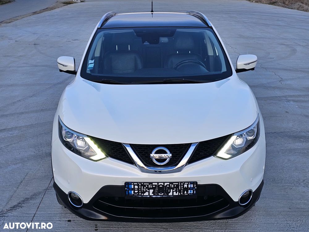 Nissan Qashqai 1.6 DCI Xtronic TEKNA+ - 3