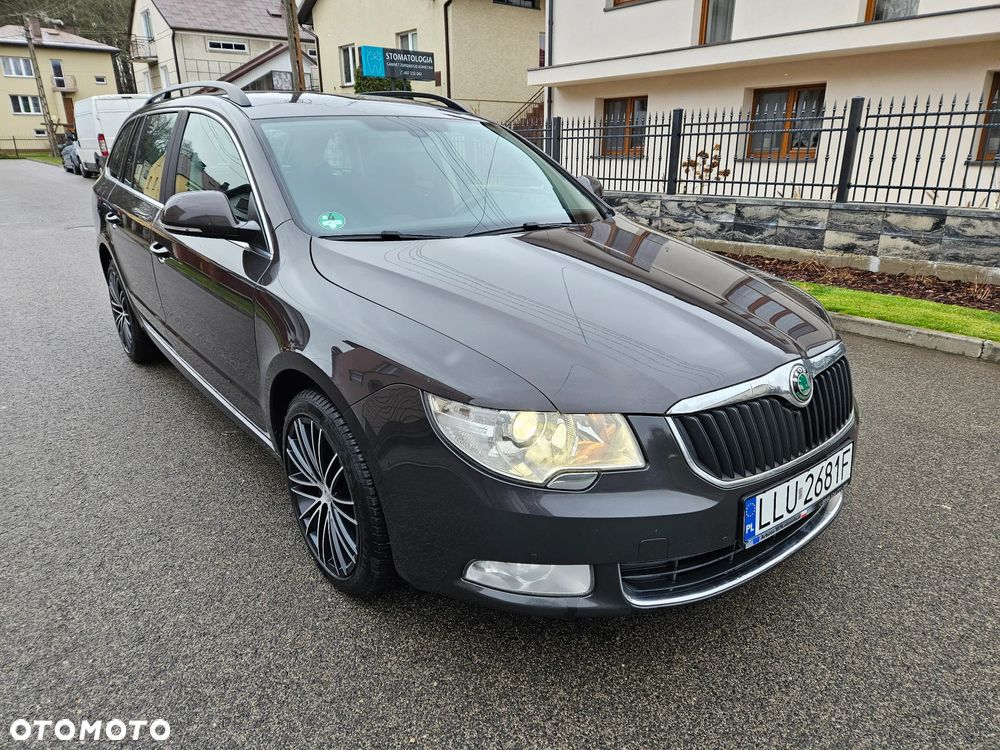 Skoda Superb 2.0 TDI DSG Elegance - 2