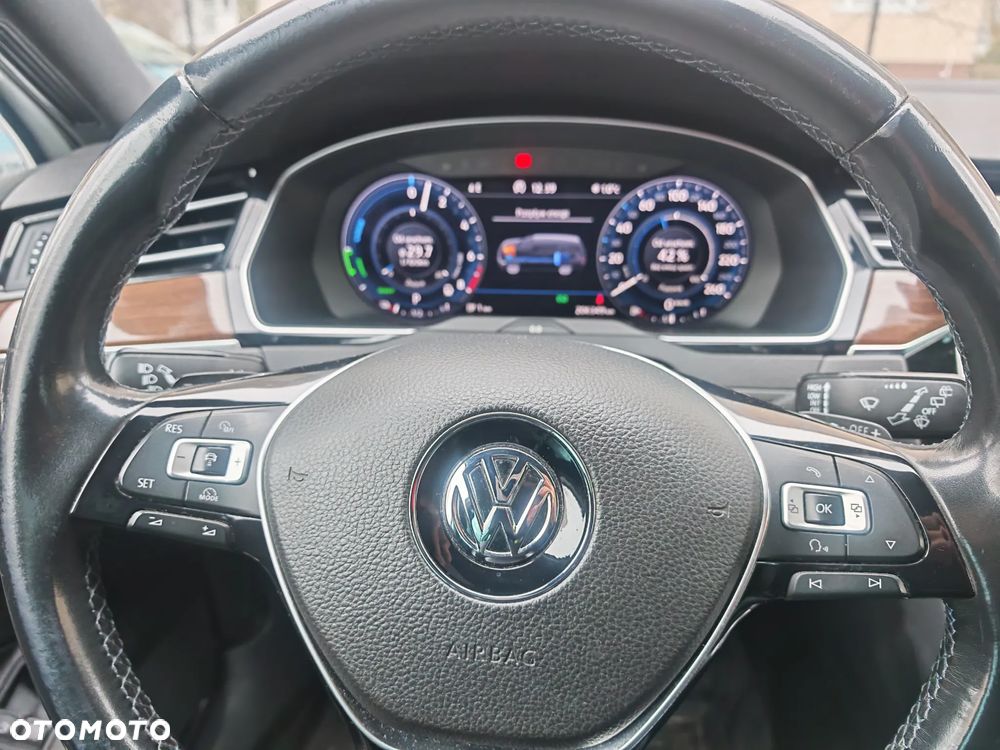 Toyota Prius 1.8 HSD Prestige - 5