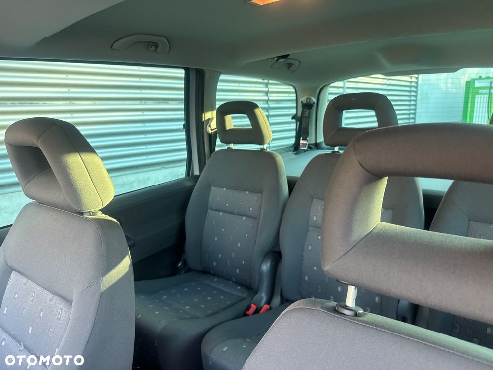 Volkswagen Sharan 2.0 TDI Comfortline - 14