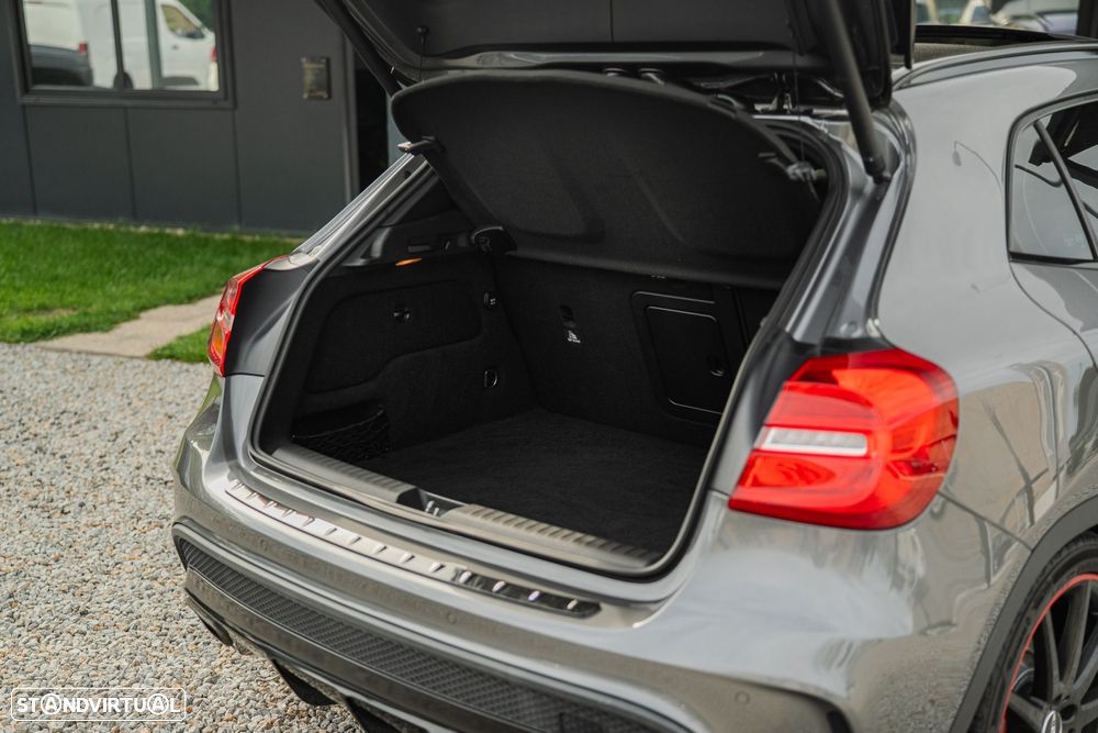 Mercedes-Benz GLA 45 AMG 4Matic 7G-DCT - 9