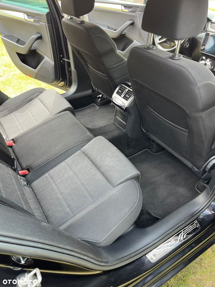 Skoda Superb 2.0 TDI DSG Style - 10