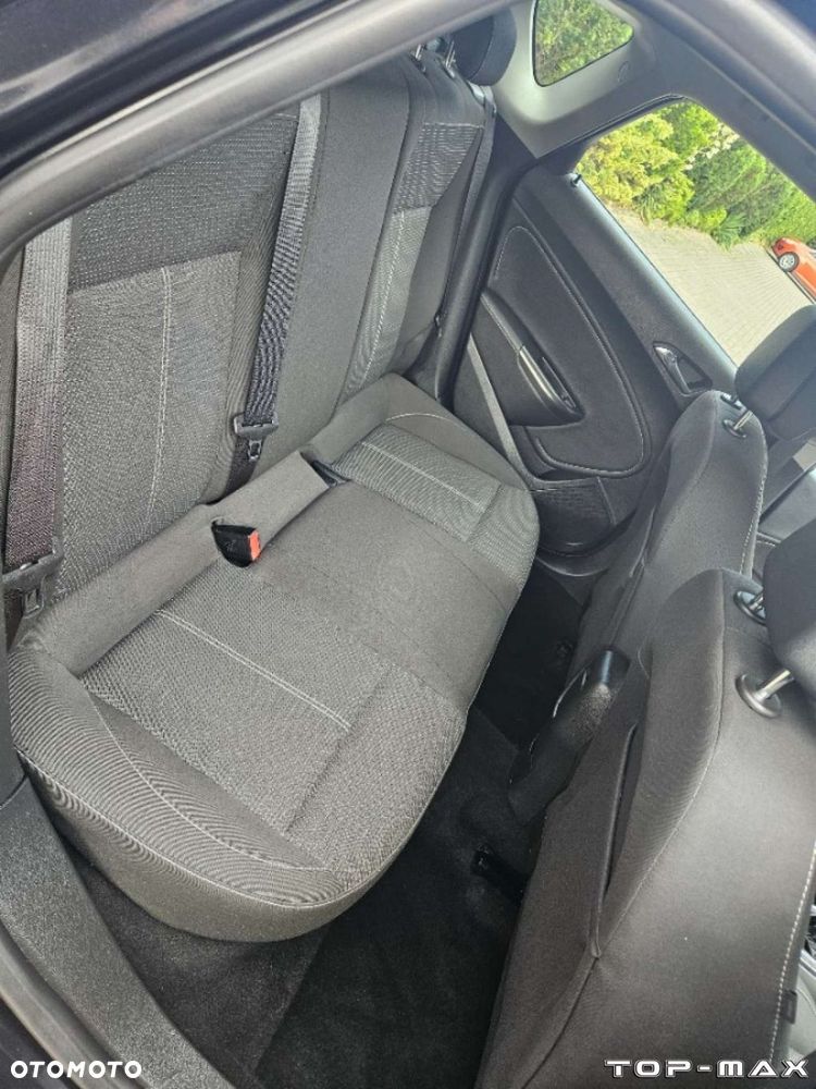 Opel Astra - 27