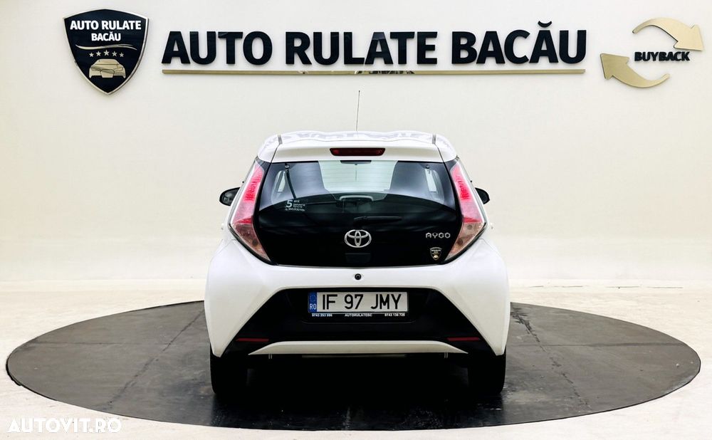 Toyota Aygo - 11