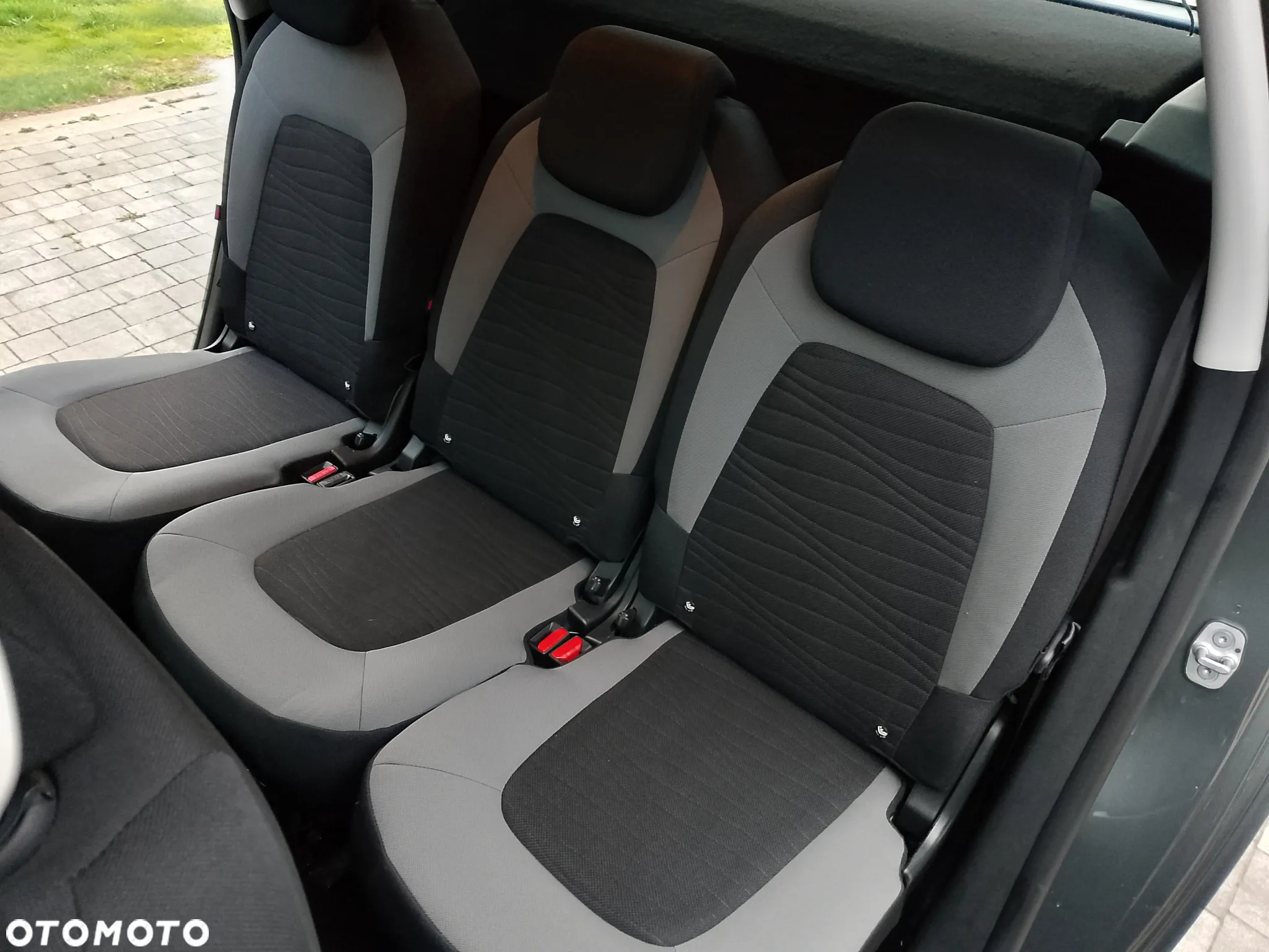 Citroën C4 Picasso 1.2 PureTech Attraction - 15