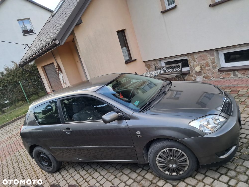 Toyota Corolla 2.0 D-4D Terra - 3