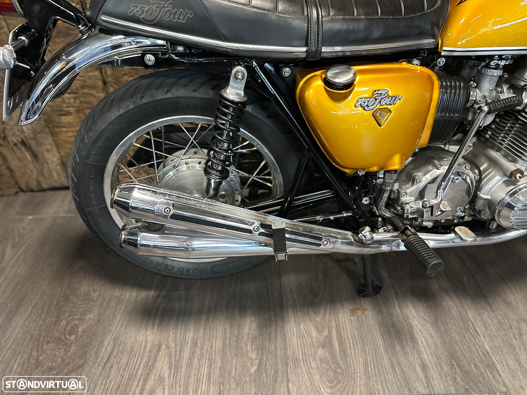 Honda Four - 5