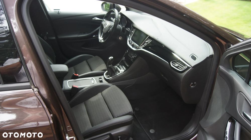 Opel Astra 1.6 CDTI Sport - 15