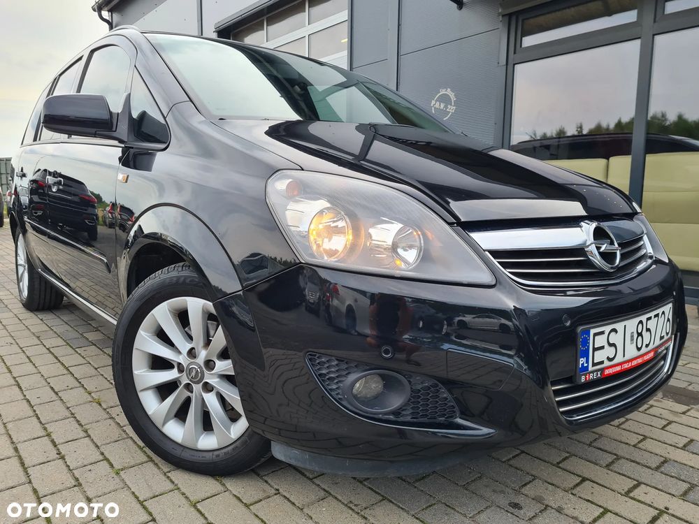 Opel Zafira 1.8 Design Edition - 1