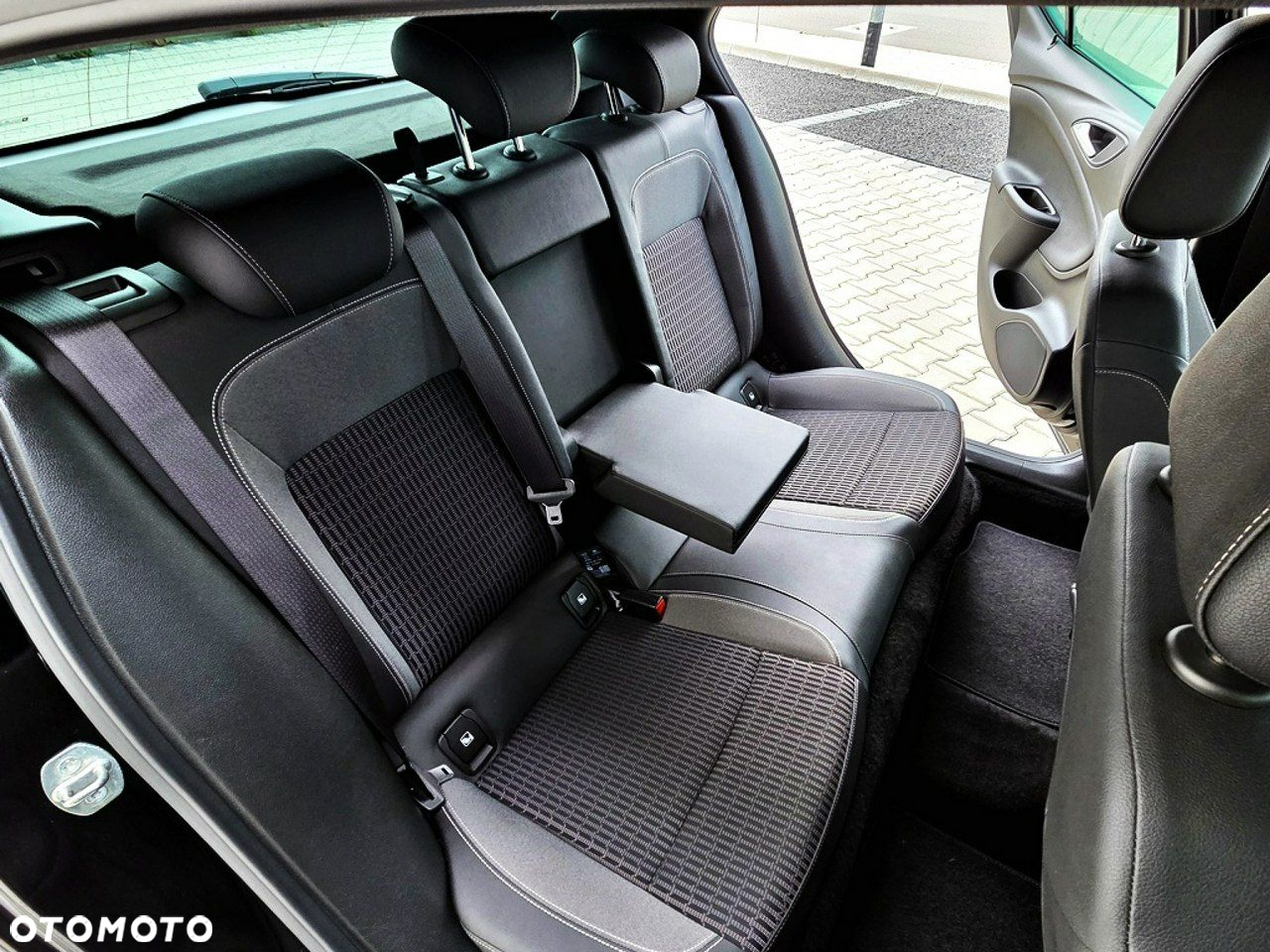 Opel Astra 1.5 D Start/Stop Business Edition - 30