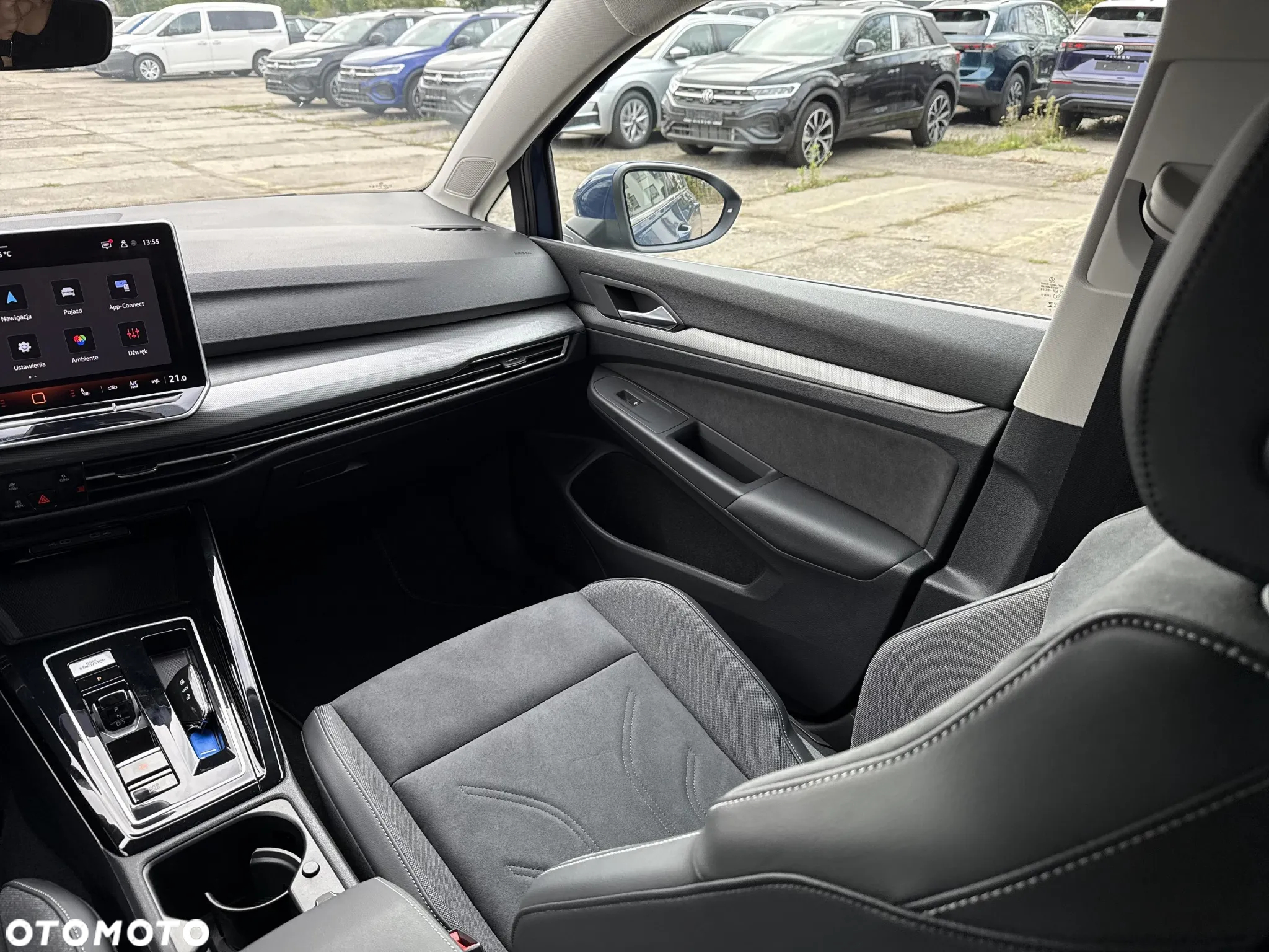 Volkswagen Golf - 12