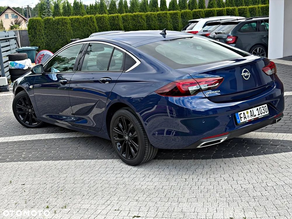 Opel Insignia 2.0 CDTI Business Elegance S&S - 13