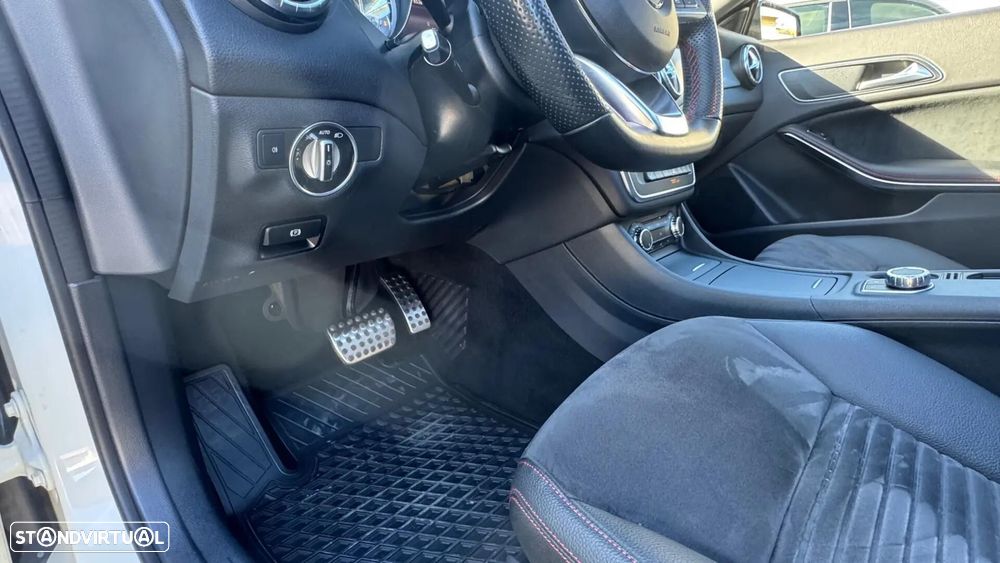 Mercedes-Benz CLA 220 (CDI) d 7G-DCT AMG Line - 26