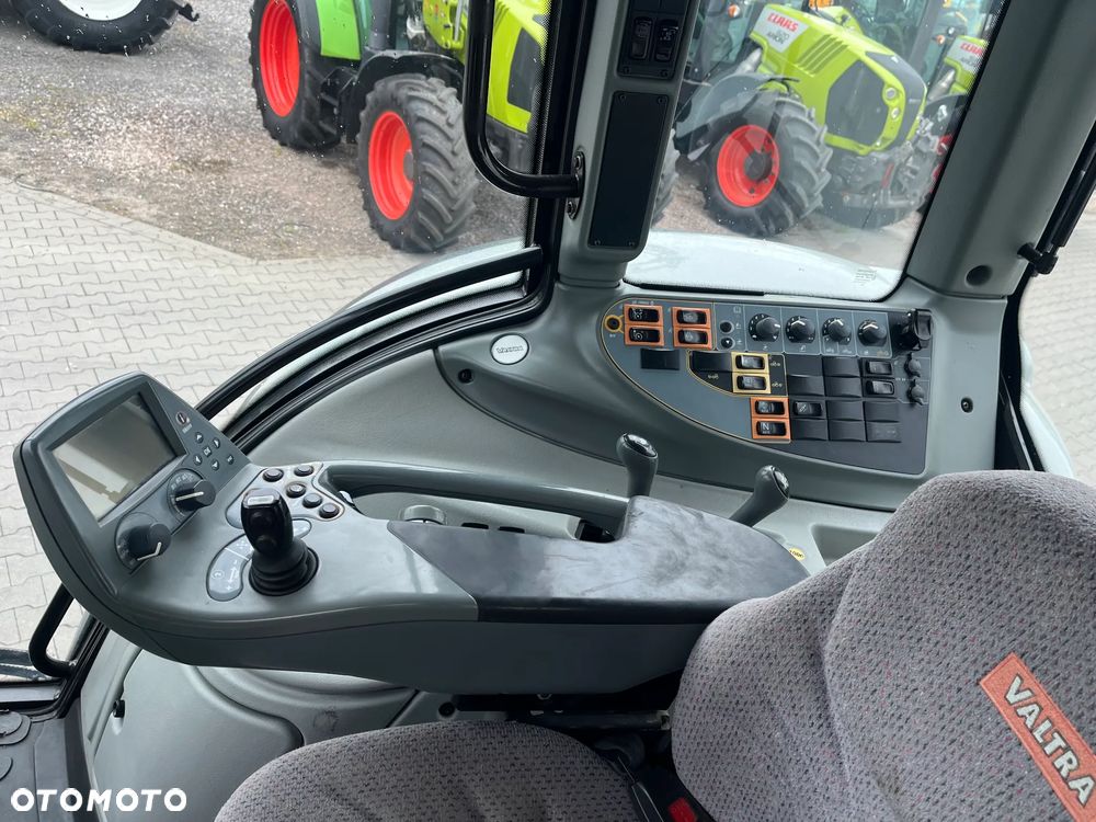 Valtra T132 - 13